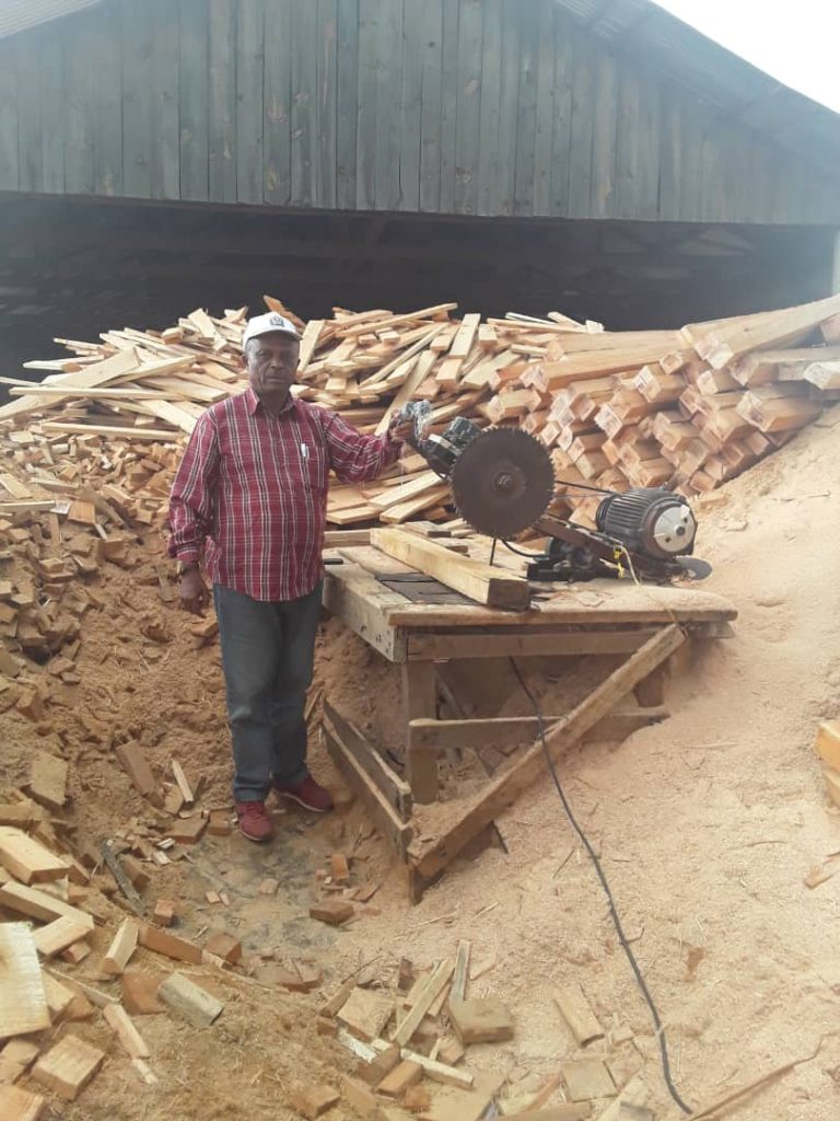 Carpentry_Factory_for_Young_People_03